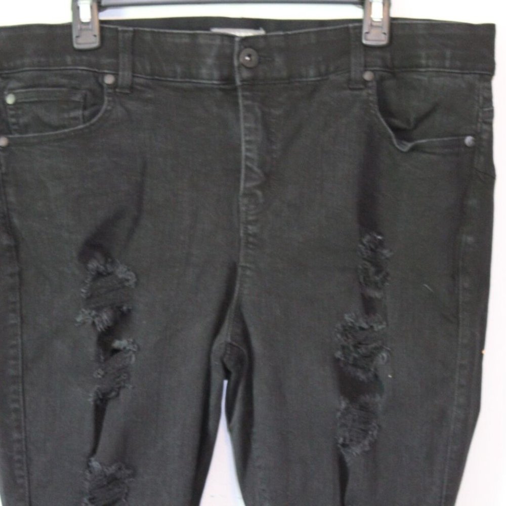 Torrid Bombshell Stretch Skinny Jeans Black Distressed Plus Size 20 Short H13228 - Picture 5 of 12